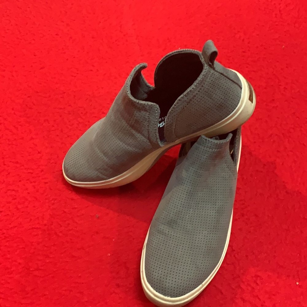 Dr Scholl’s sneakers